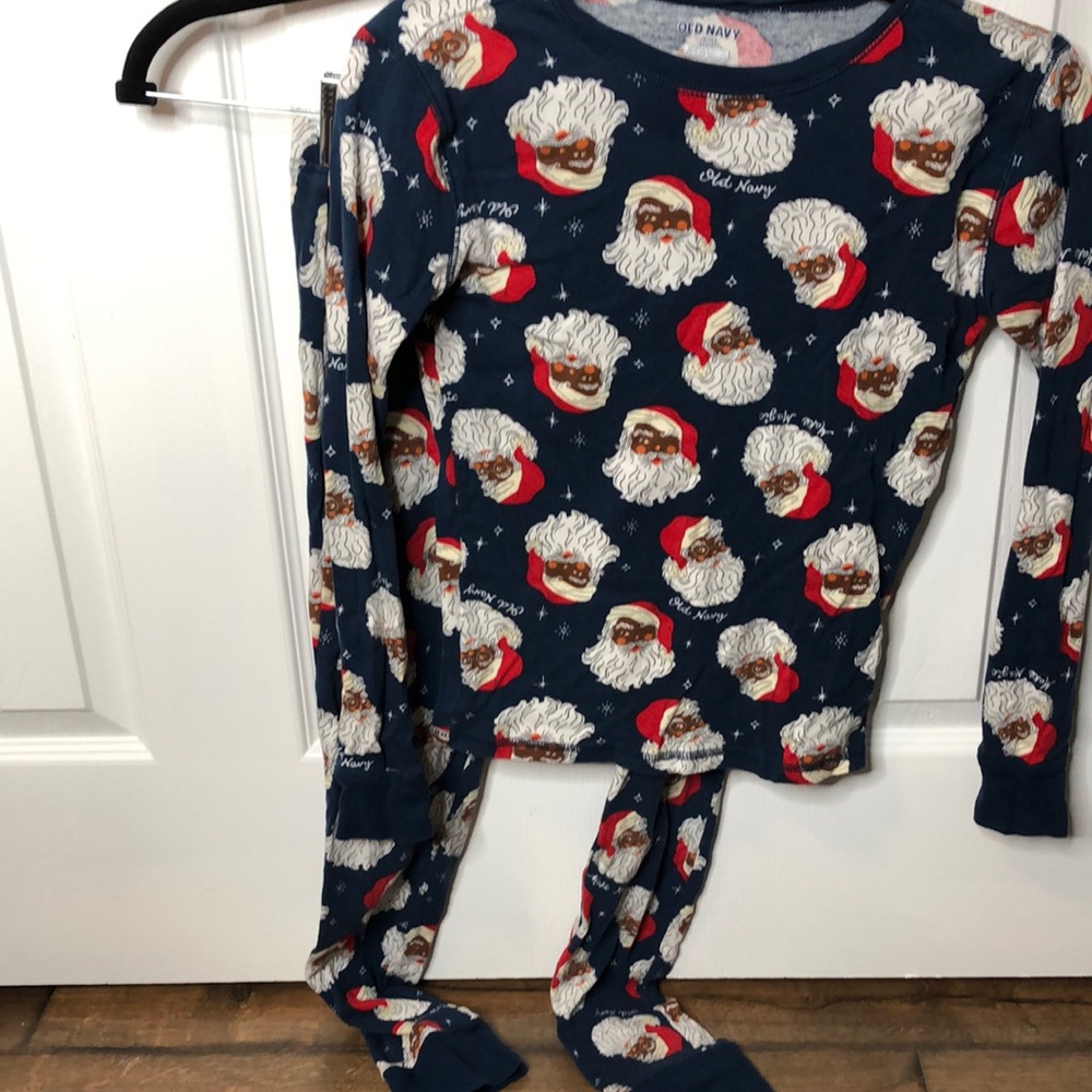 Old Navy Santa Pajama Set, Unisex XL (12)